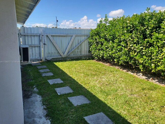Building Photo - 11771 SW 176th St