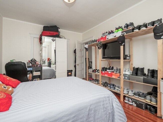 Building Photo - 47 St Margaret St