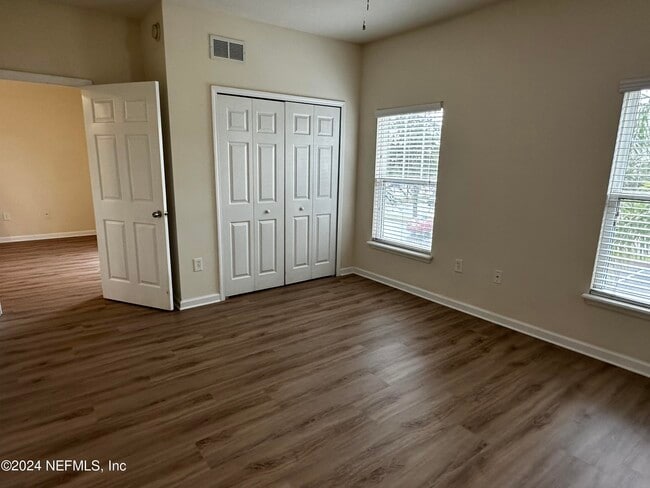 Building Photo - 4920 Key Lime Dr