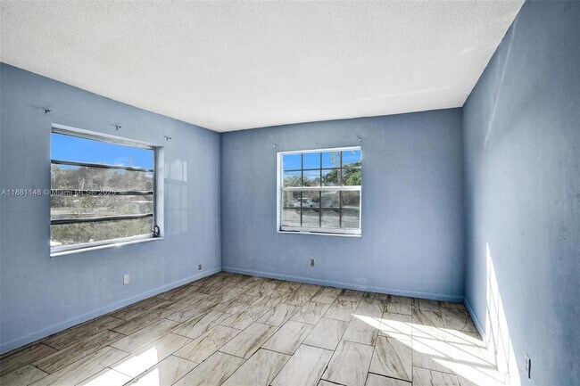 Building Photo - 771 NW 42nd St
