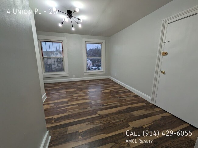 Building Photo - 4 Union Pl