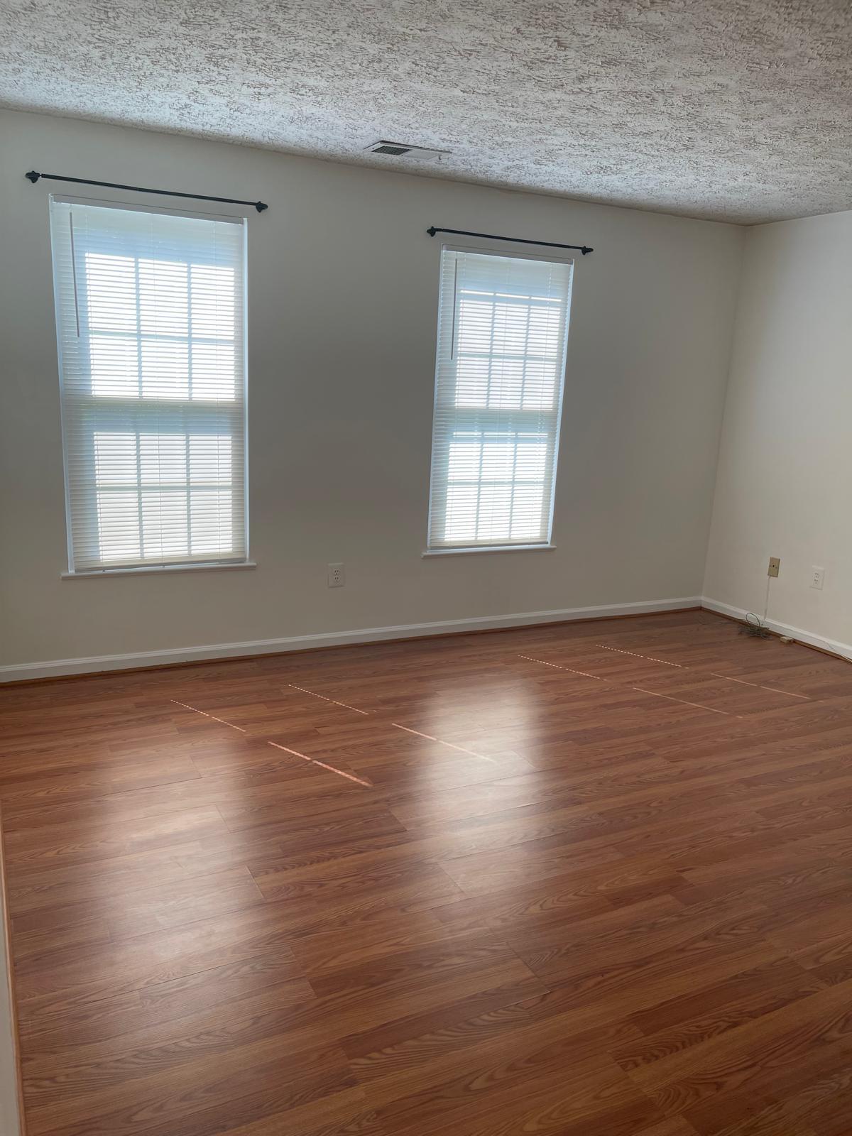 Building Photo - 5610 Avonshire Pl