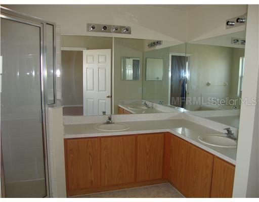 Building Photo - 319 Alegriano Ct