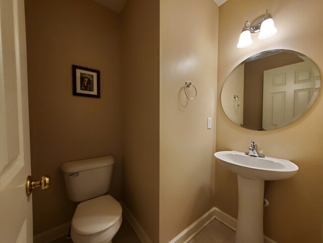 Building Photo - 8937 Merryvale Dr