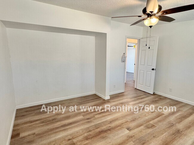 Building Photo - Updated 3 Bed 2 Bath Home Near Downtown Jo...