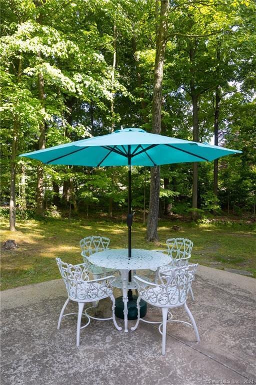 Building Photo - 3 Hilltop Rd