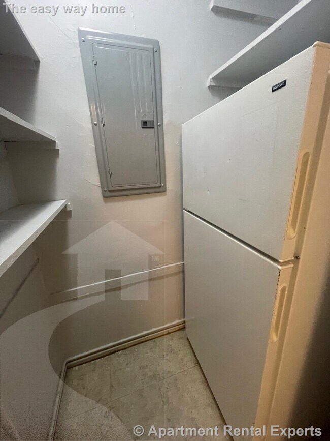 Building Photo - 57 Summer St