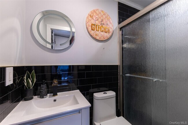 Building Photo - 48 Essex St