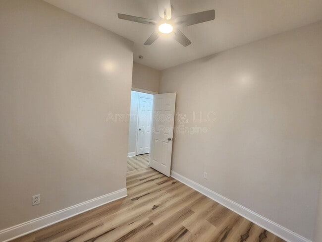 Building Photo - 75 Johnson Rd NW