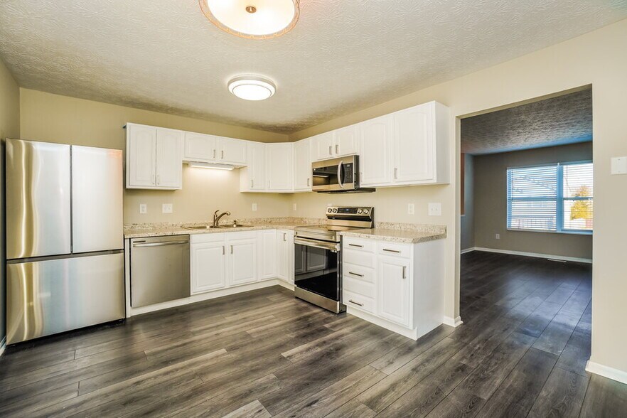 Building Photo - 1365 Randan Dr