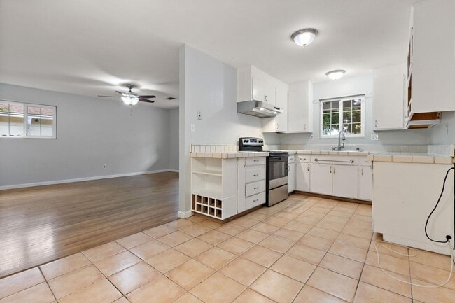 Building Photo - Move In NOW! Beautiful Davis Home Near UC Davis | Bright Open Layout + Private Backyard