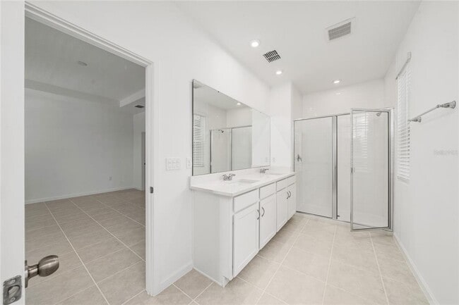 Building Photo - 2402 Celebration Blvd