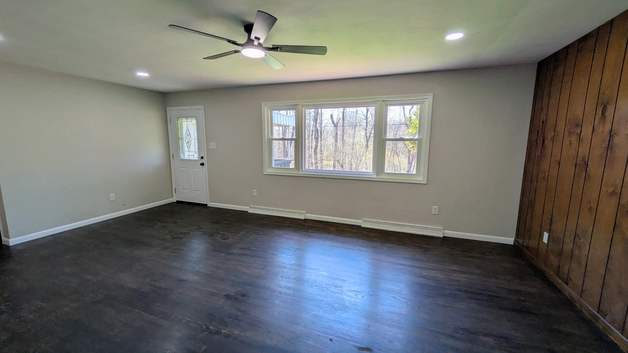 Building Photo - 561 Williams Ave