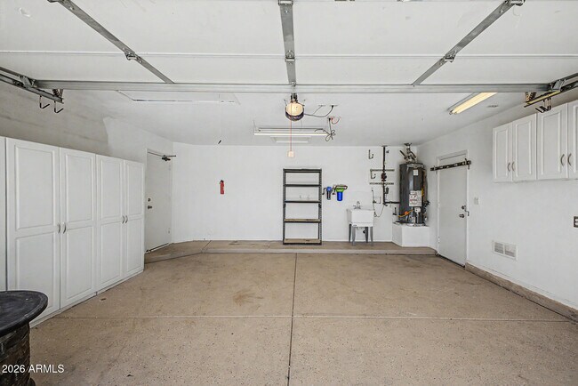 Building Photo - 12899 S 175th Ave