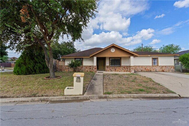 Primary Photo - 13 H S St