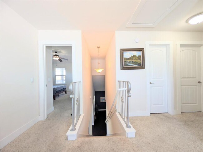 Building Photo - 6800 Bay City Bend