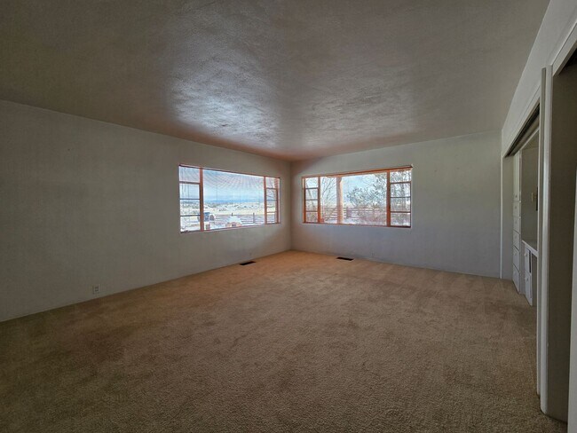 Building Photo - 27633 W Frontage Rd