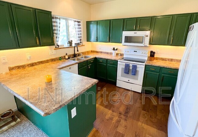 Building Photo - 11301 Flagstaff Meadows Dr