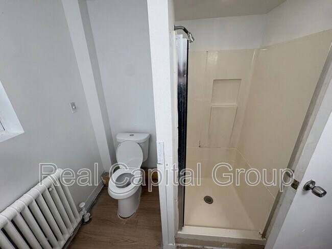 Building Photo - 1345 3rd St