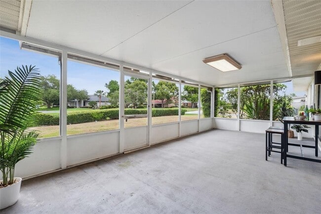 Building Photo - 4520 Lake Gem Cir