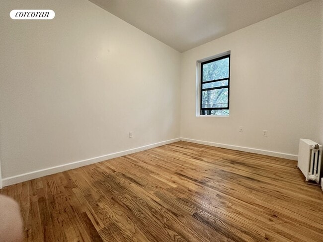 Building Photo - 206 St Nicholas Ave