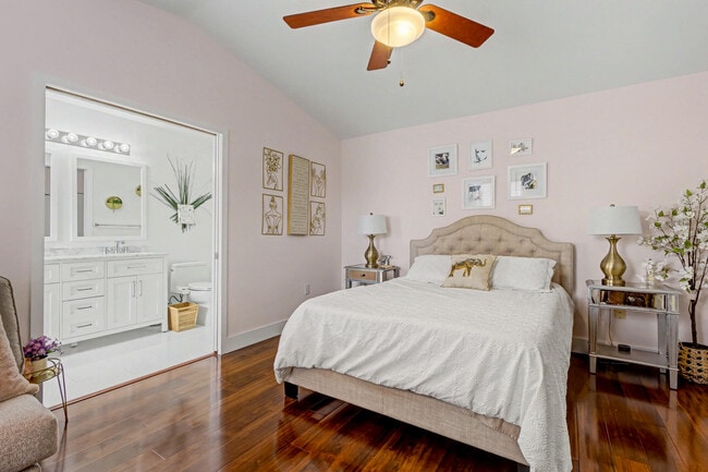 Building Photo - 1545 Seagrape Way