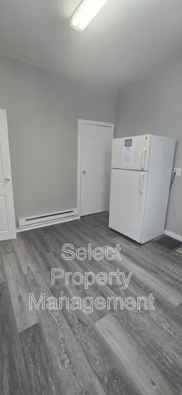 Building Photo - 435 Greenwood Ave