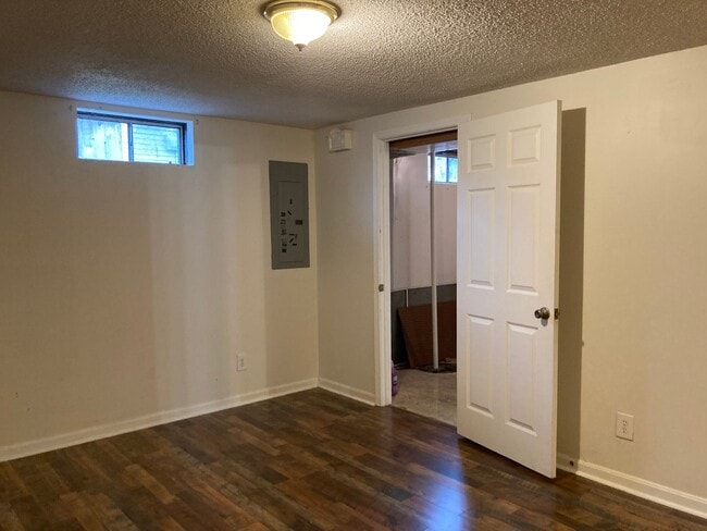 Building Photo - NEW YEAR & New and Improved Price