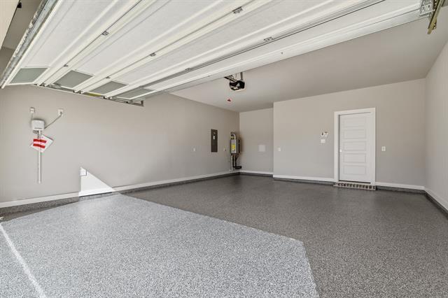 Building Photo - 1720 Foxtail Dr