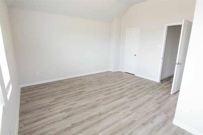 Building Photo - 18614 Rock Flats Ravine Dr