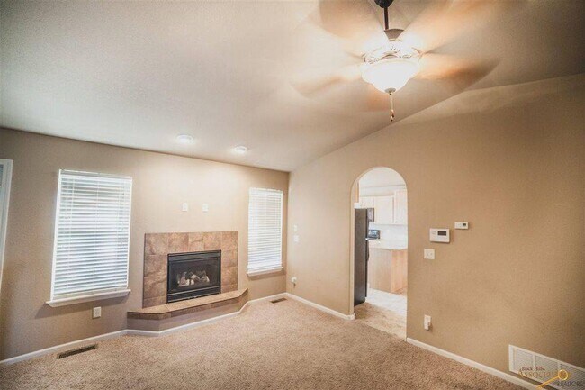 Building Photo - 6933 Cog Hill Ln