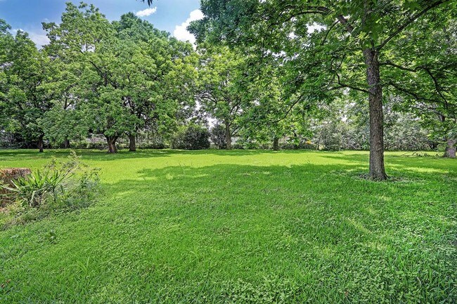 Building Photo - 4020 Clarblak Ln