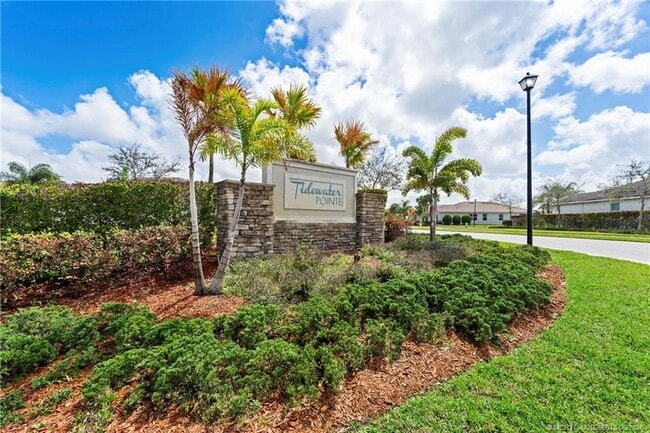 Building Photo - 7461 SW Harbor Cove Dr