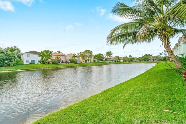 Building Photo - 3097 Laurel Ridge Cir