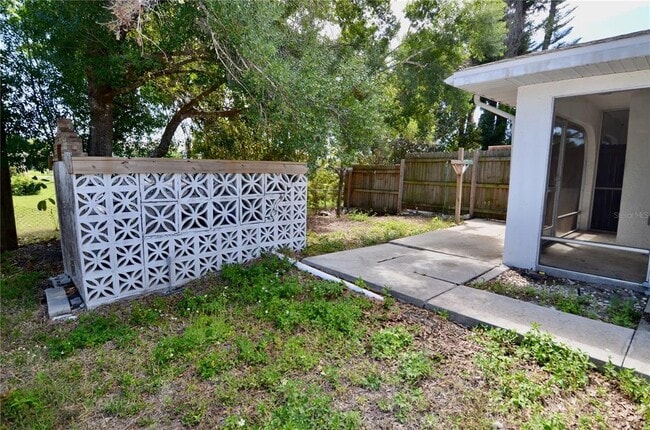 Building Photo - 411 San Miguel Ave