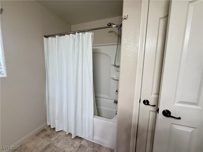 Building Photo - 11777 Red Water Ct