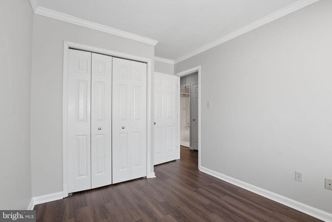 Building Photo - 2369 Southgate Square