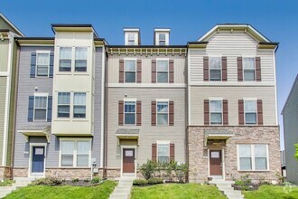 Building Photo - Tuscarora Creek - Near NEW TH 3 B+ 2.5 and...