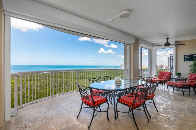 Building Photo - 7117 Pelican Bay Blvd