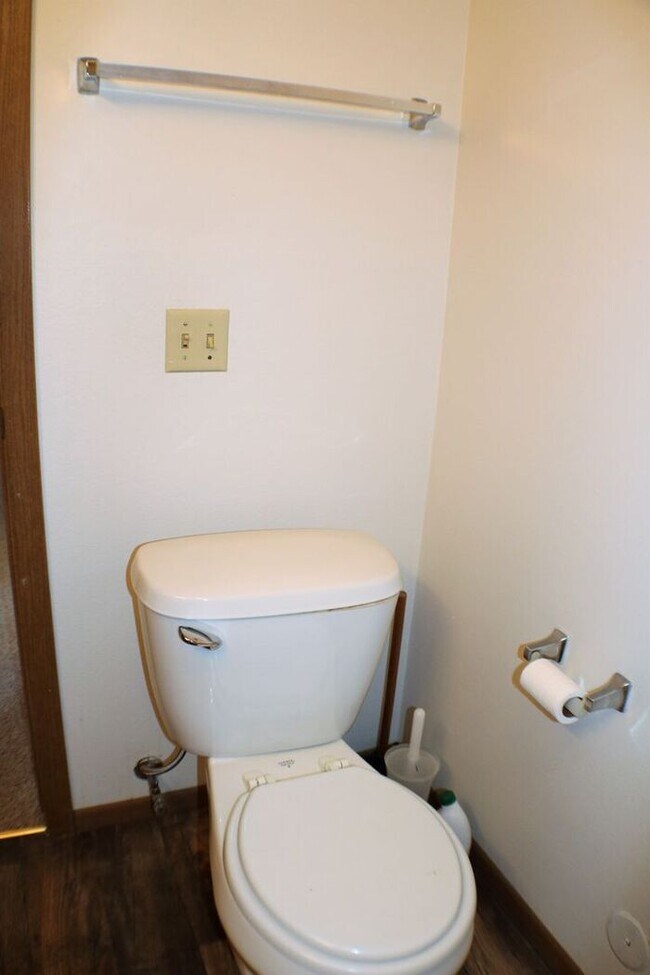 Building Photo - $1,075 | 2 Bedroom, 1 Bathroom 1st Floor Condo | Pet Friendly!* | Available for July 27th, 2026 M...