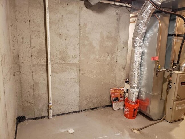 Building Photo - 10515 64th Ln NE