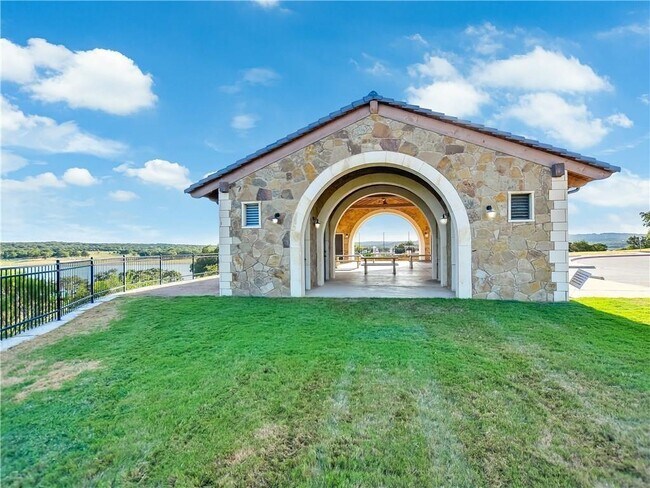 Building Photo - 7916 Arbor Knoll Ct