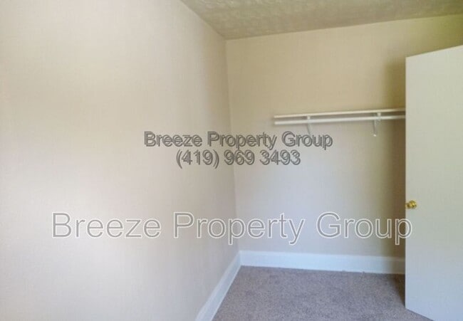 Building Photo - 135 Everett St