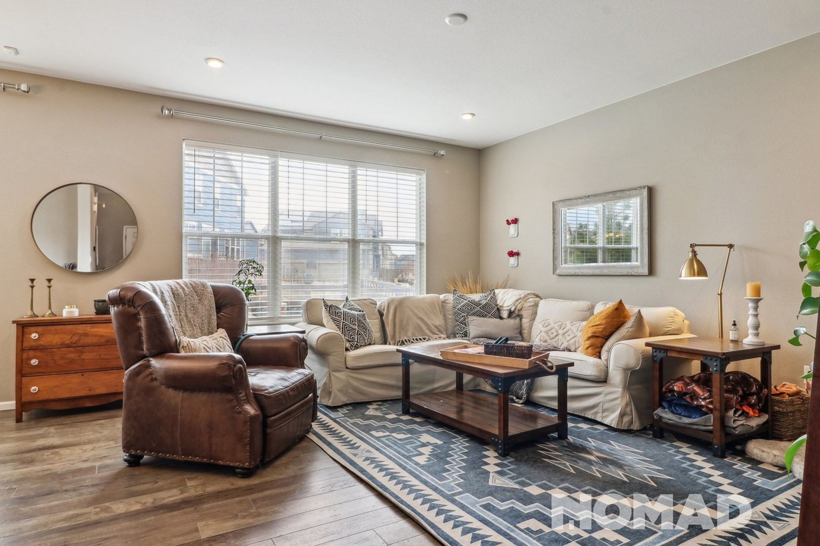 Building Photo - 15993 E Otero Cir