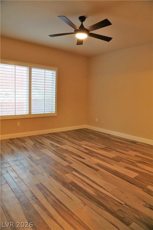 Building Photo - 5667 Oak Bend Dr