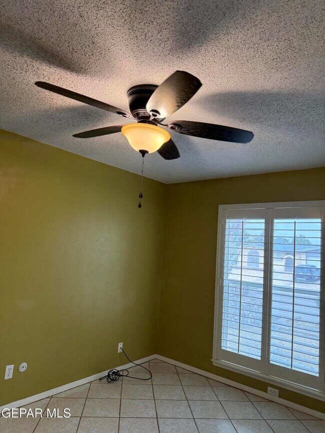 Building Photo - 220 Rio Tinto Dr