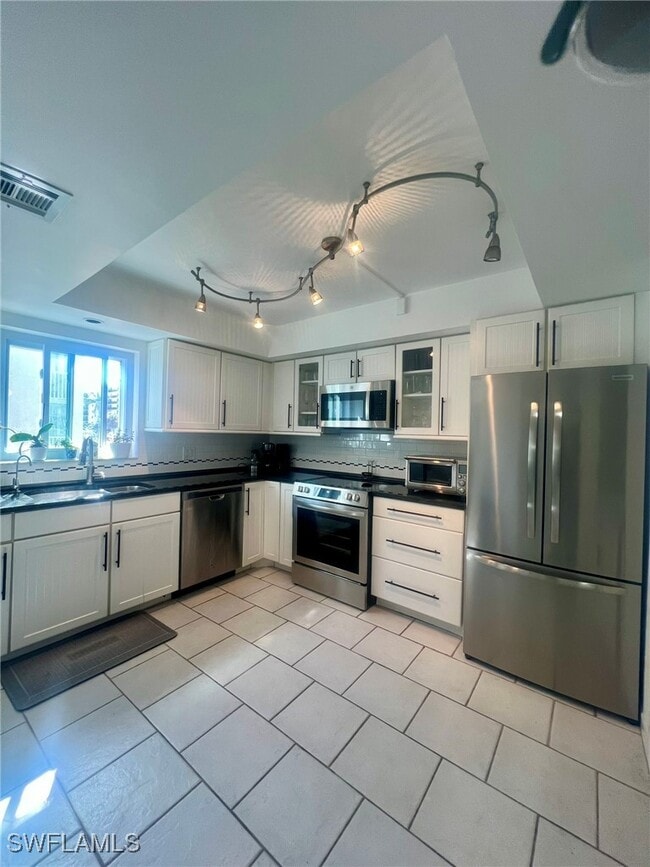 Building Photo - 9524 Gulf Shore Dr