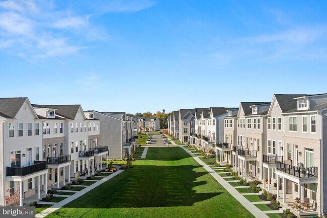 Building Photo - 923 Anvil Ct.