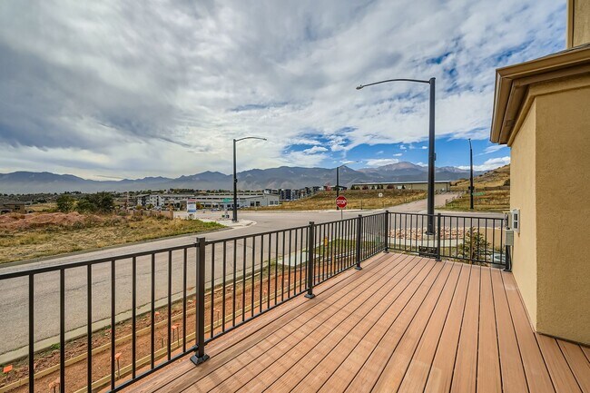 Building Photo - 791 Little Bear Grove