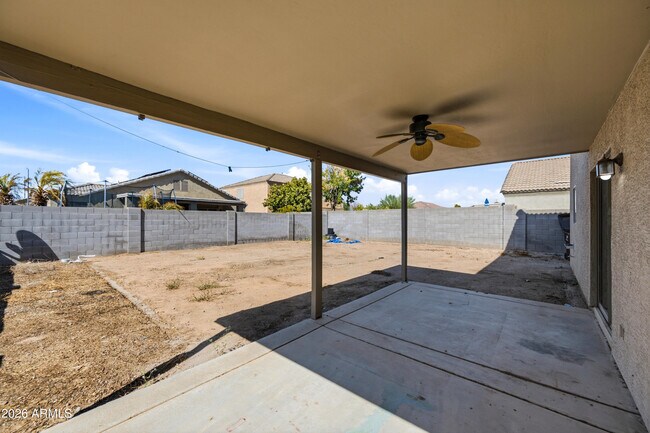 Building Photo - 10950 W Royal Palm Rd